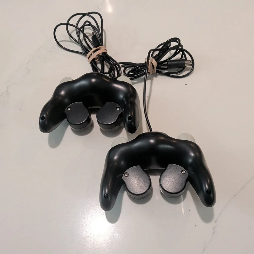 CIPON GameCube Controller Nintendo GameCube Wired, Black, Two Pack
